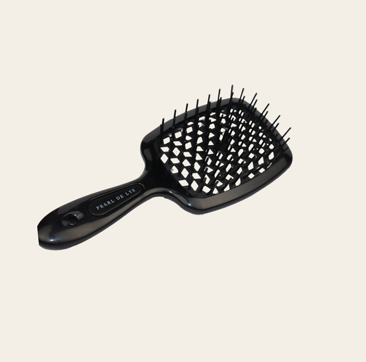 Pearl De Lys detangling brush black vented design curly hair